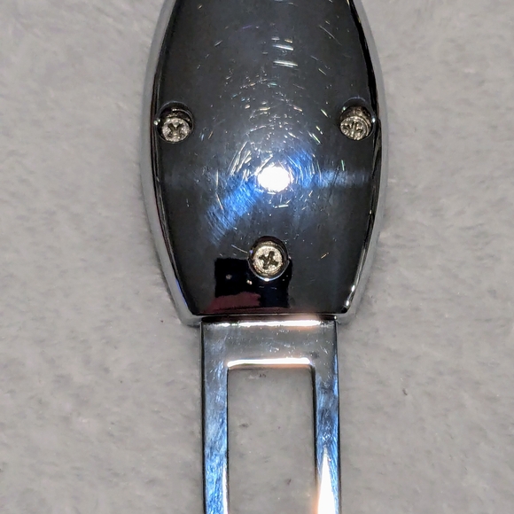 Toyota Key Fob in Silver - Picture 3 of 3